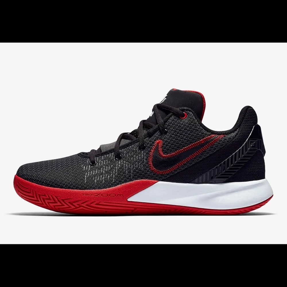 Nike Kyrie Flytrap II Basketball Shoes